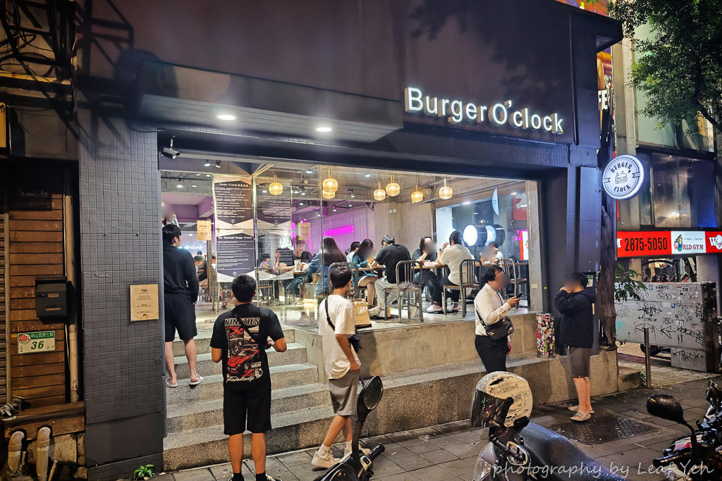 Burger O'clock,Burger O'clock菜單,天母漢堡推薦,天母宵夜,burger o'clock外帶,天母美食,天母深夜美食,士林宵夜,天母漢堡,士林漢堡,天母美式餐廳,中山北路七段美食 Burger O'clock,Burger O'clock菜單,天母漢堡推薦,天母宵夜,burger o'clock外帶,天母美食,天母深夜美食,士林宵夜,天母漢堡,士林漢堡,天母美式餐廳,中山北路七段美食