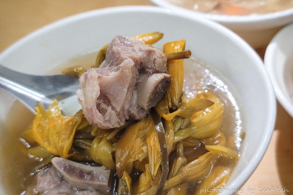 宮前阿美姊高麗菜飯,宮前阿美姊高麗菜飯菜單,阿美香菇高麗菜飯,阿美香菇高麗菜飯菜單,北斗高麗菜飯槍擊,北斗高麗菜飯,北斗美食,彰化北斗美食,彰化美食,彰化奠安宮美食,北斗宮前路美食