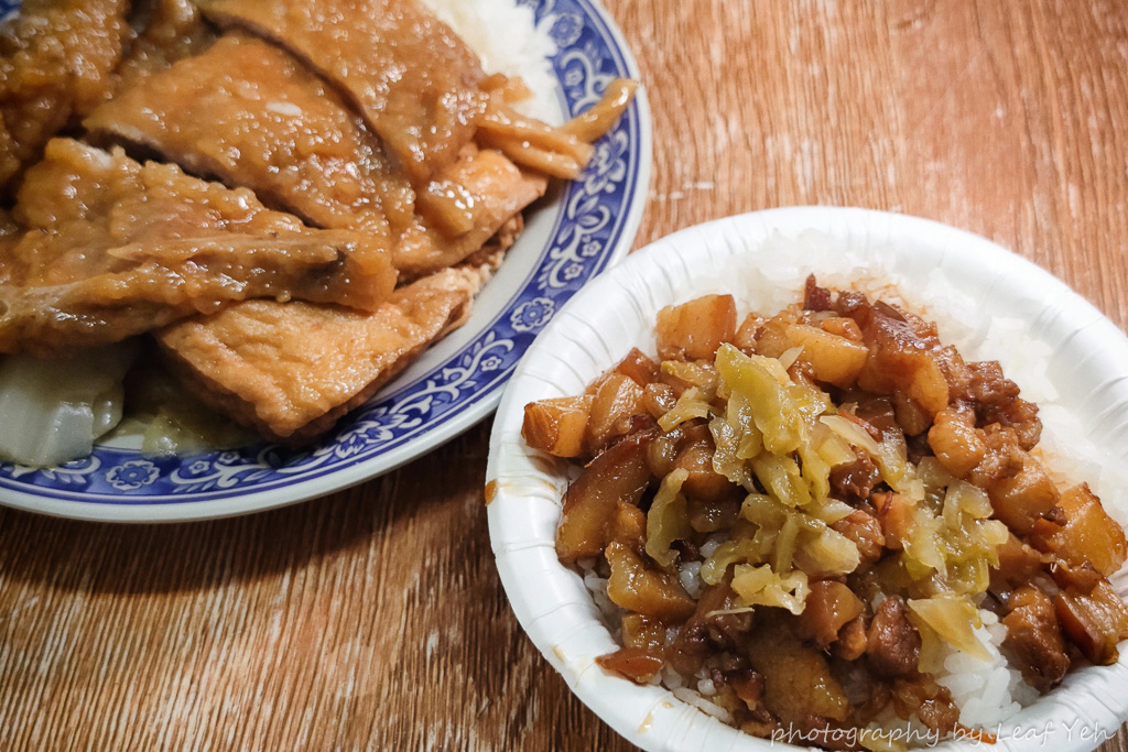 三重消夜│麗莉滷肉飯│三重深夜食堂，低調實力滷肉飯好店！三重魯肉飯、三重宵夜 @葉影瓶像