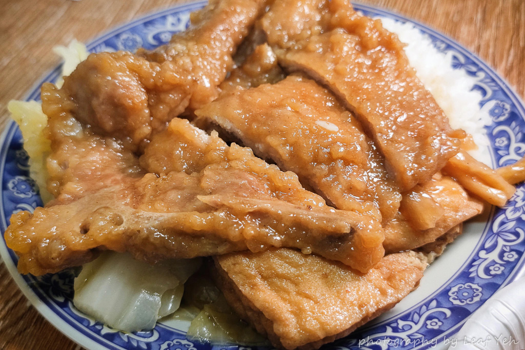麗莉滷肉飯,麗莉滷肉飯菜單,三重滷肉飯,三和夜市美食,三重魯肉飯,三重美食,三重小吃,三重消夜,三重赤肉羮,三重宵夜,文化北路美食 麗莉滷肉飯,麗莉滷肉飯菜單,三重滷肉飯,三和夜市美食,三重魯肉飯,三重美食,三重小吃,三重赤肉羮,文化北路美食