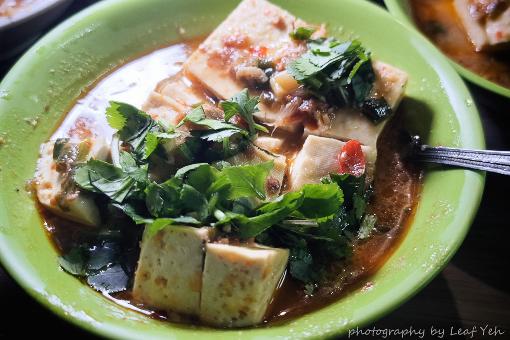 同安街麵線羹,同安街麵線羹菜單,同安街臭豆腐,古亭美食,古亭同安街麵線羹,古亭小吃,同安街美食,同安街麵線,同安街必吃,同安街肉羹麵線
