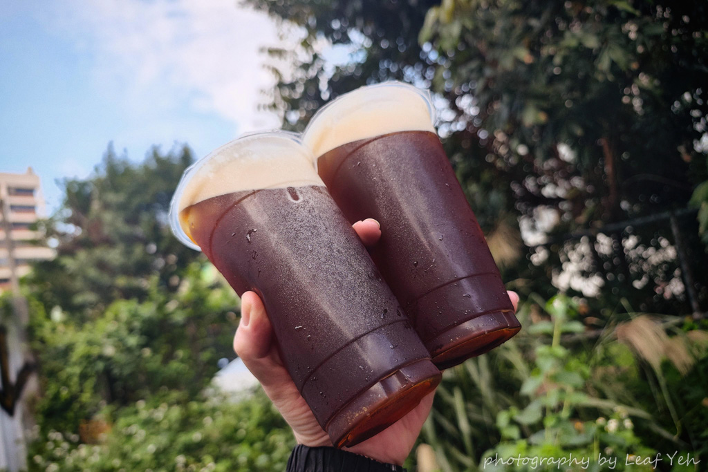 信維市場飲料│吉米波波│台北九龍城寨的甜蜜角落，信維市場必喝焦糖紅茶！台北手搖飲、大安站手搖飲 @葉影瓶像