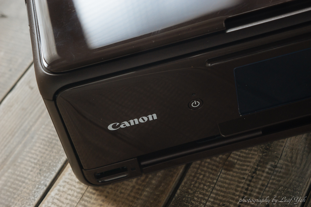 Canon PIXMA TS8070開箱,Canon TS8070心得,Canon多功能相片複合機,Canon TS8070多功能相片複合機,Canon 6色噴墨相片印表機,Canon可印光碟封面印表機,Canon小型事務機,TS8070開箱